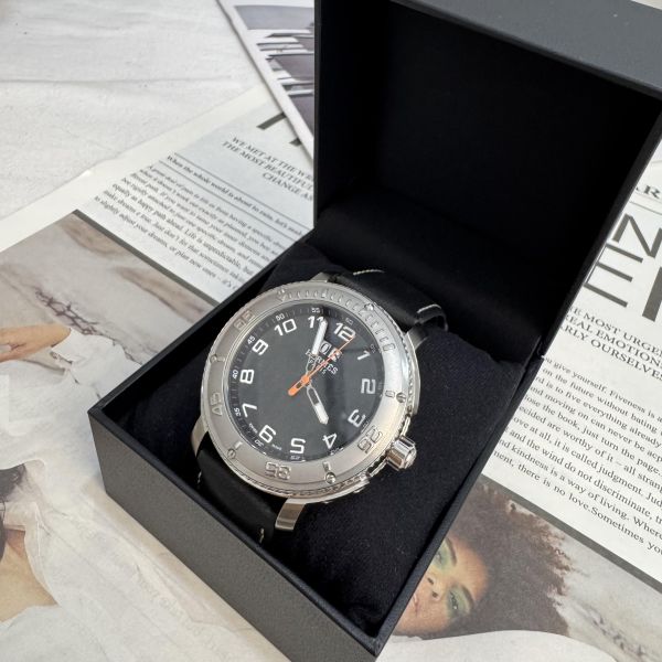 Hermès 計時手腕 