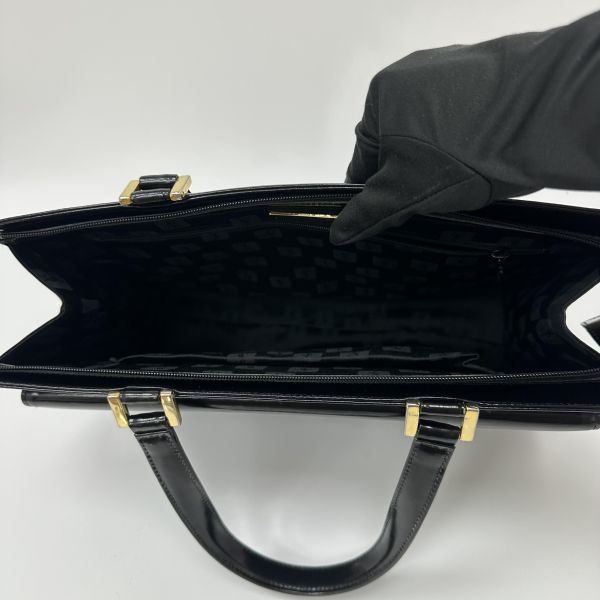 YSL 聖羅蘭 黑色皮革托特包 