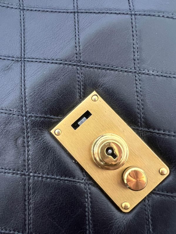 Chanel 菱格紋公事包 