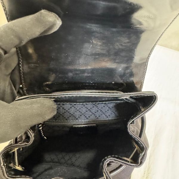 Gucci 尼龍黑色小後背包 