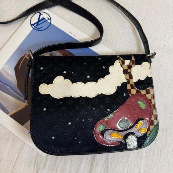 Louis Vuitton 特殊款斜背包 