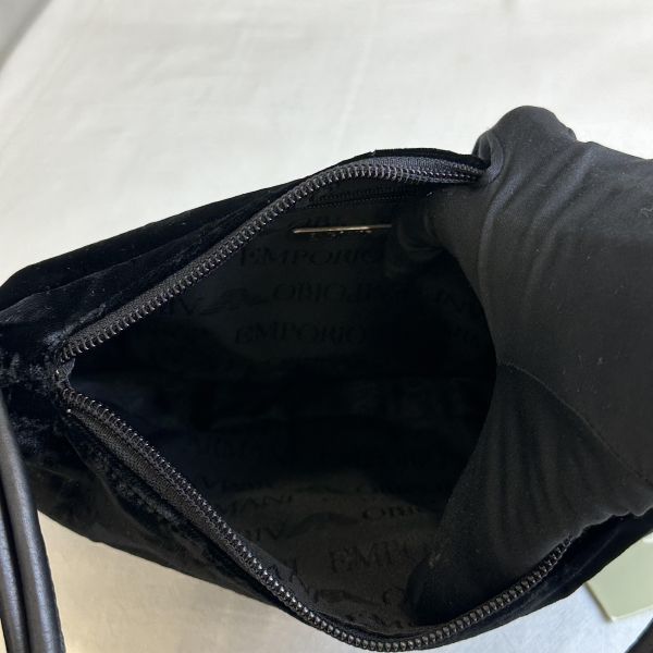 Emporio Armani 亞曼尼 毛毛半月包 水餃包 