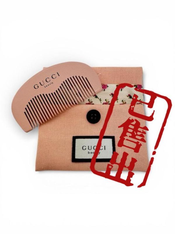 Gucci粉色碎花小木梳 