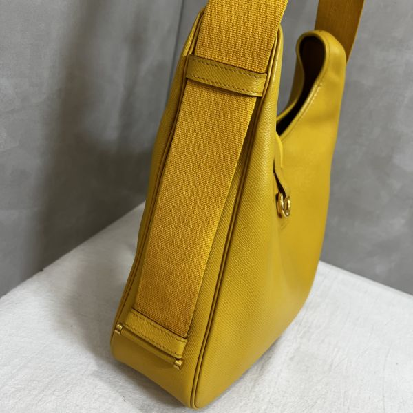 Hermès 黃色 tsako單肩包 