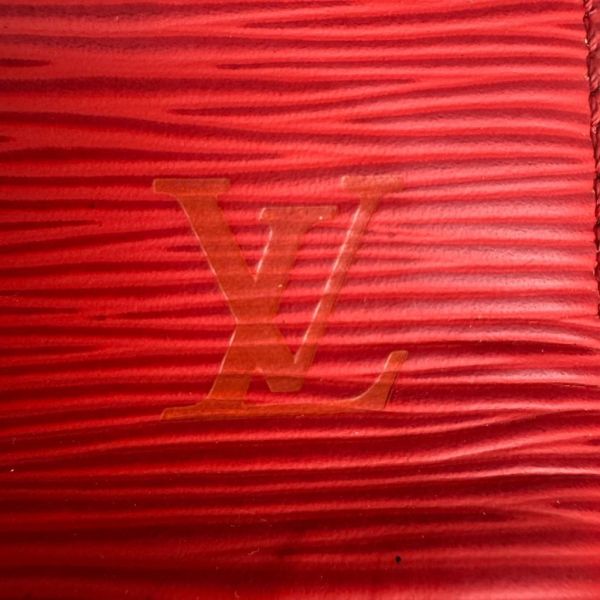 Louis Vuitton 紅色 EPI水波紋琴譜包 