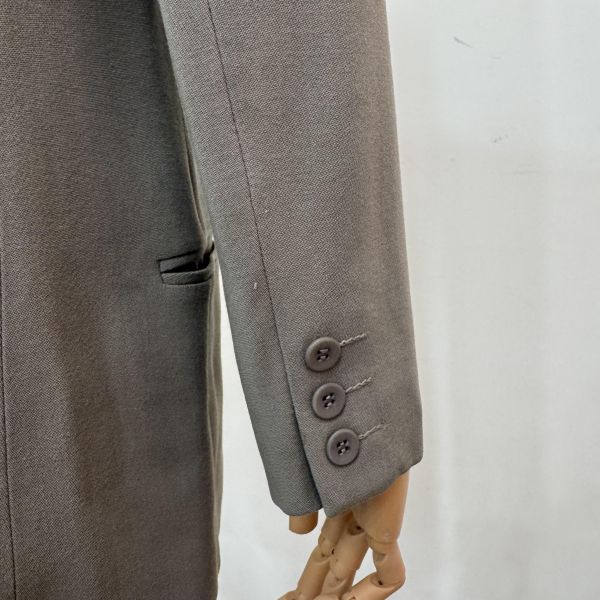 Emporio Armani灰色雙排扣女士西裝外套 