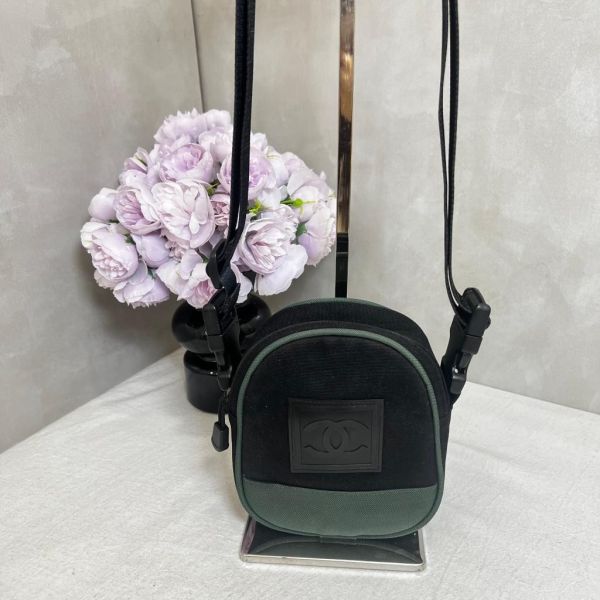 CHANEL 運動小包 