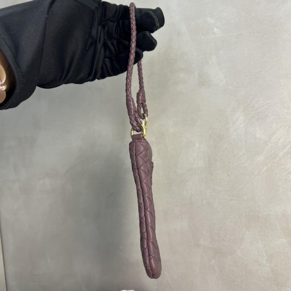 Bottega Veneta 紫色編織小羊皮手機包 