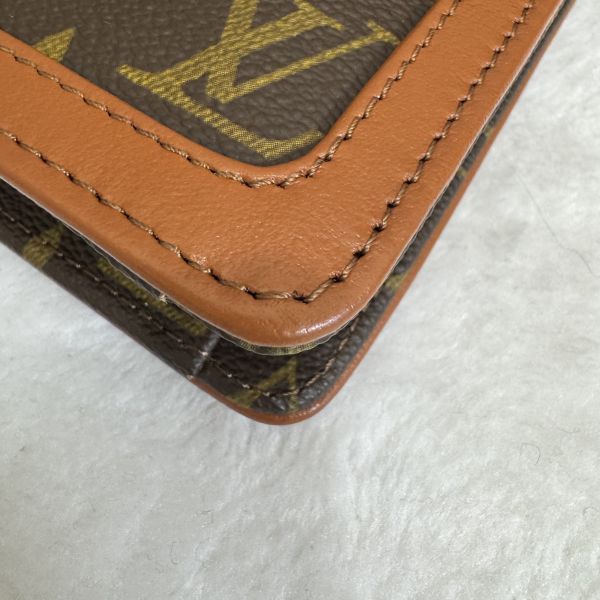 Louis Vuitton 老花紅皮手拿包 