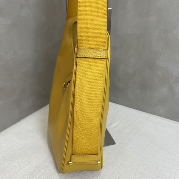 Hermès 黃色 tsako單肩包 