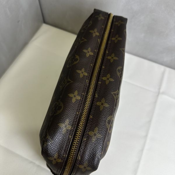 Louis Vuitton 經典化妝包 
