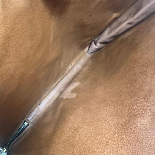 Lv 经典老花手拿包 