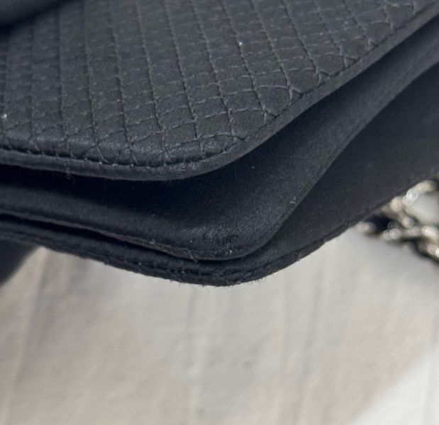 Chanel 限量款絲綢網布鏡子包 