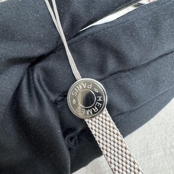 Hermès 灰色掛繩 