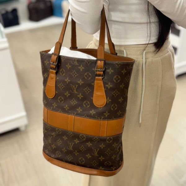 Louis Vuitton Monogram Looping 水桶包 