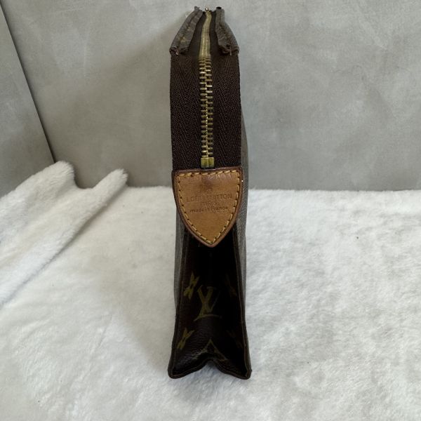 LV 老花洗漱大號手拿包 