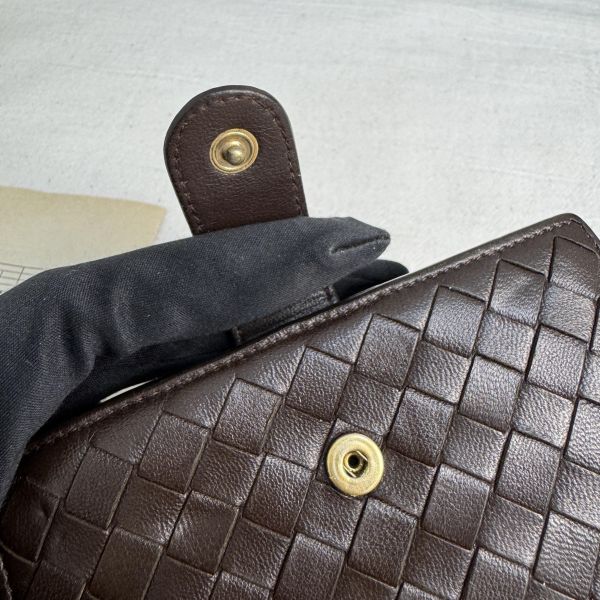 Bottega Veneta Intrecciato 編織黑色羊皮錢包 