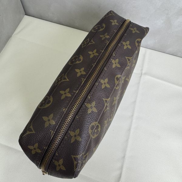 Louis Vuitton 經典化妝包 