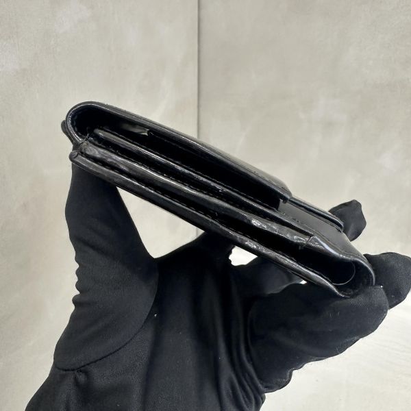 Gucci 黑色漆皮零錢袋短夾 