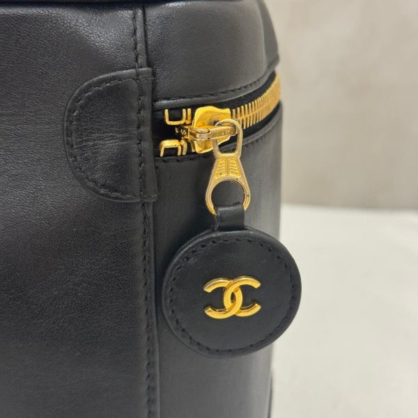 Chanel 小羊皮手提包 
