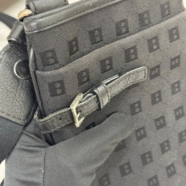 BALLY 黑色帆布背包 