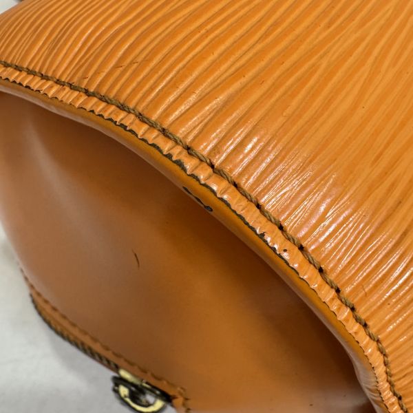 Louis Vuitton 橘色水波紋手提包 