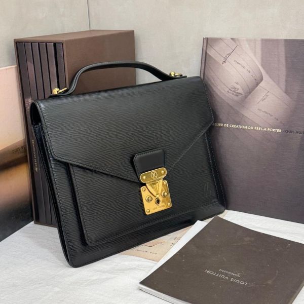 Louis Vuitton Epi水波紋 蒙梭郵差包 