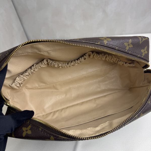 Louis Vuitton 經典化妝包 