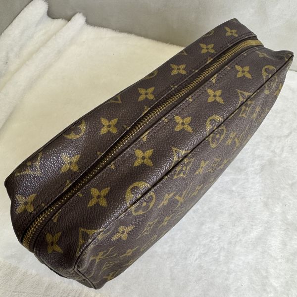 Louis Vuitton 28 化妝包 