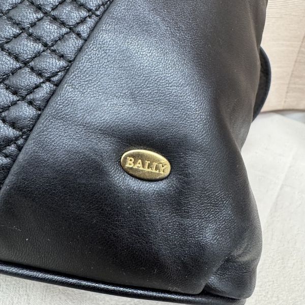 Bally 中古羊皮鏈條包 