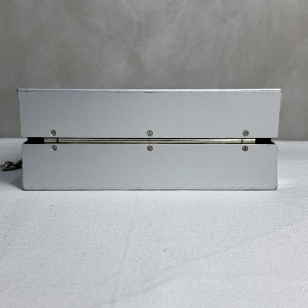 Ferragamo Gancini AU-21 6717 銀色鋁製單肩包 