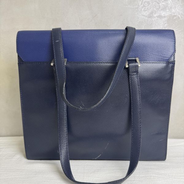 Bottega Veneta 藍黑雙色復古手提包 