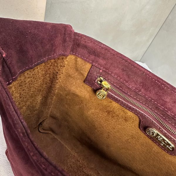 Fendi Zucca 深紅斜肩包 