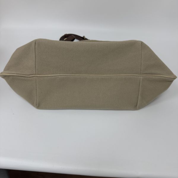 BOTTEGA VENETA 帆布金釦手腕袋卡其 