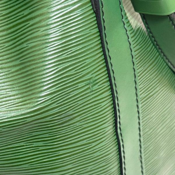 Louis Vuitton 綠色水波紋水桶包 
