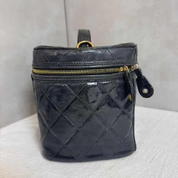 Chanel 黑色漆皮 大號手提化妝包 