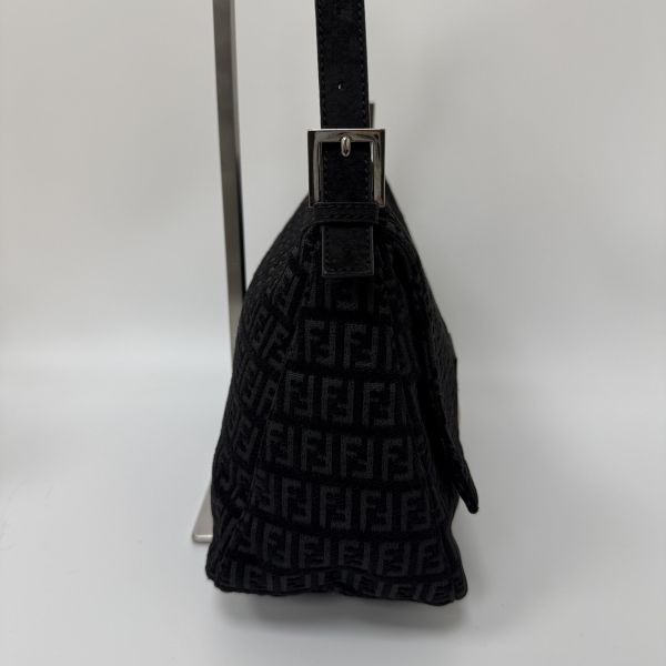 Fendi 經典 緹花布法棍包 
