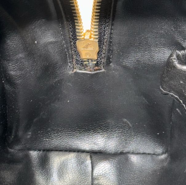 Chanel 小羊皮咖色化妝包 