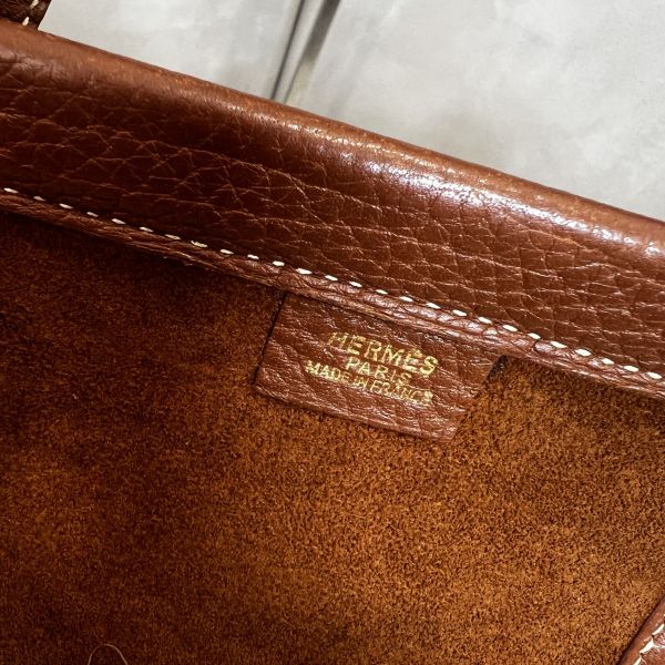 Hermès 金棕手袋 