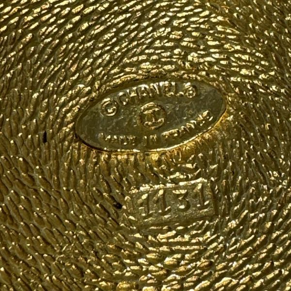 Chanel 舊金幣胸針 