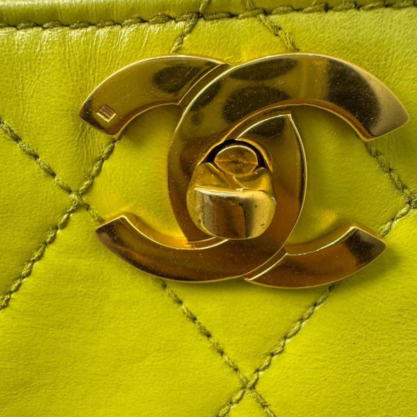 CHANEL Vintage 菱格紋檸檬綠肩背包 