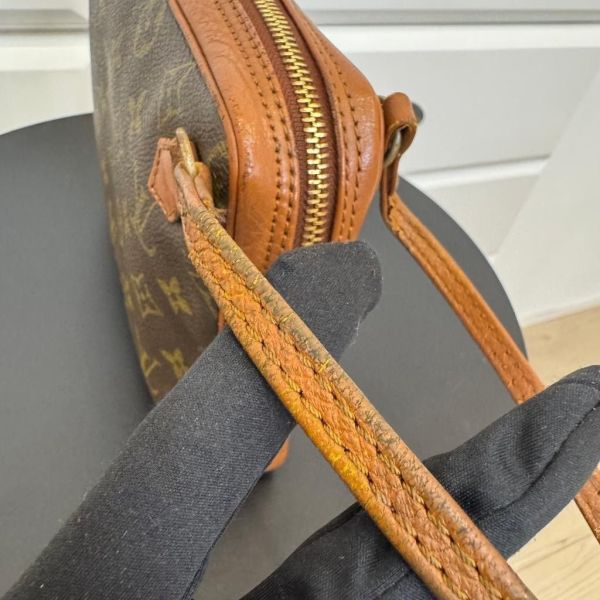 Louis Vuitton 方型手拿包 