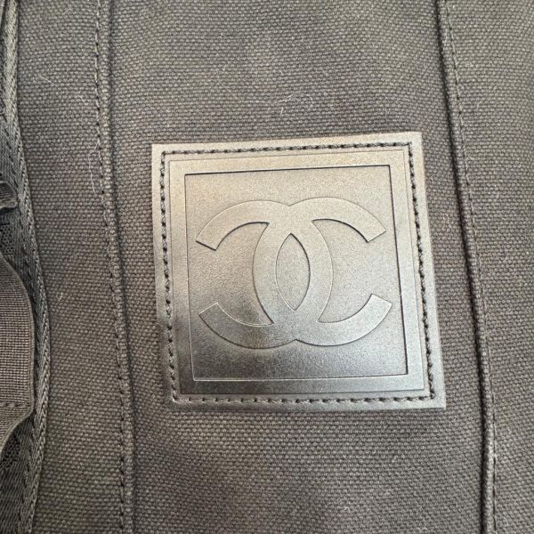 Chanel 軍綠色 運動雙肩後背包 