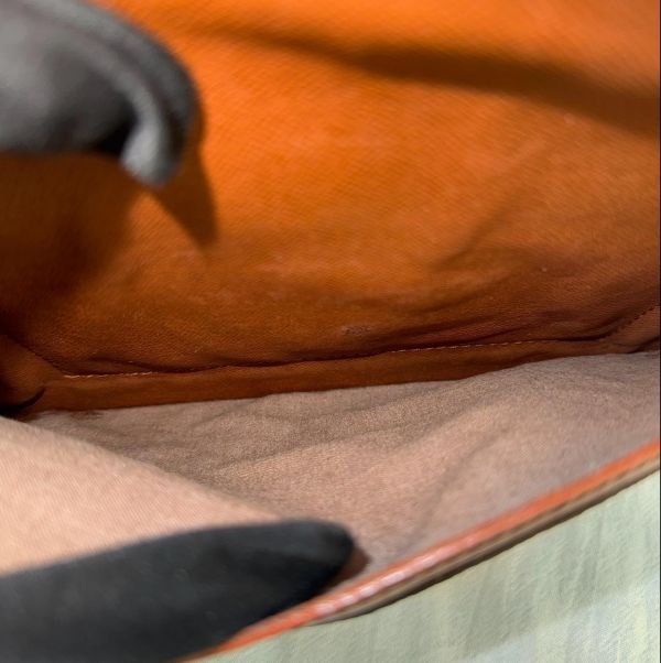 Louis Vuitton 雙面豆豆信封斜背包 