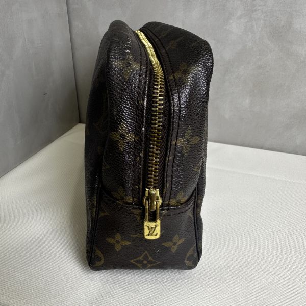 Louis Vuitton 經典化妝包 