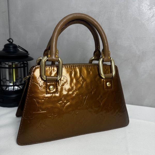 Louis Vuitton 亮面漆皮手提包 