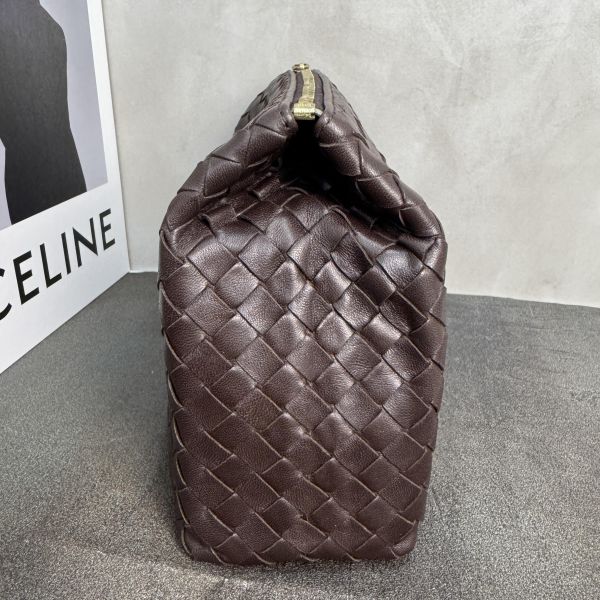 Bottega Veneta 經典Intrecciato 納帕小羊皮編織拉鍊手拿包* 