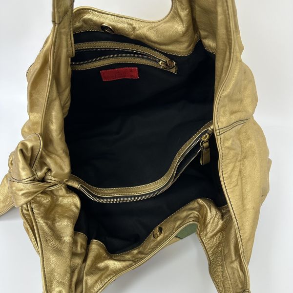 Valentino Nuage Bow 系列金色皮革超大肩背包 