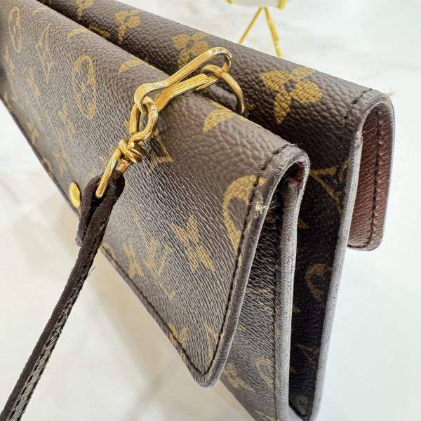 Louis Vuitton 雙面豆豆信封斜背包 