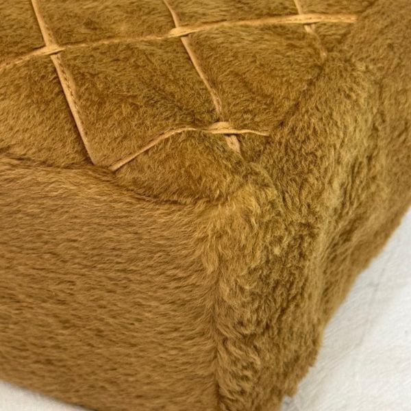 CHANEL 棕色皮草托特包 